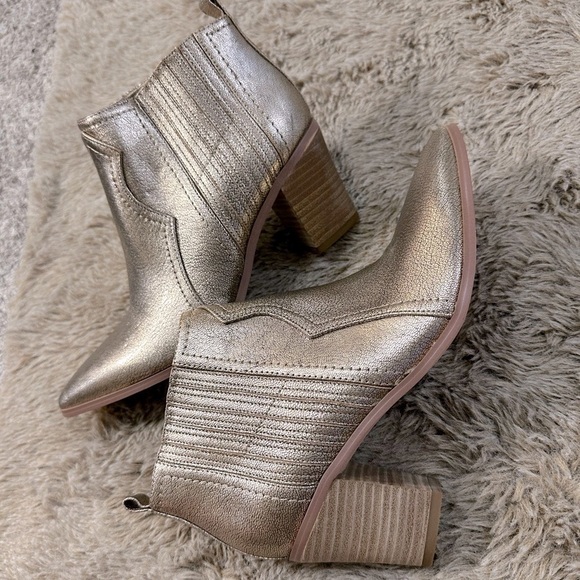 Nine West “Cowgirl” Ankle Boots - Picture 4 of 11